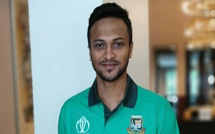 ৫ কোটি ৮০ লাখ টাকা ক্ষতিপূরণ চেয়ে সাকিবের লিগ্যাল নোটিশ